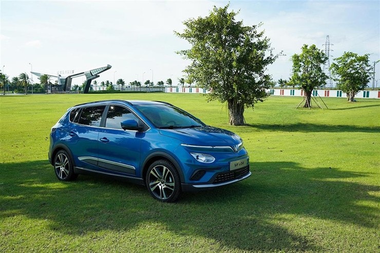 Lô xe VinFast Nerio Green sẵn sàng bàn giao cho khách hàng trong năm 2026