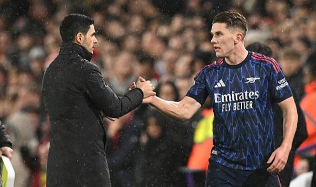 Cả hai tiền đạo của Arsenal đều đang chơi không thực sự tốt.