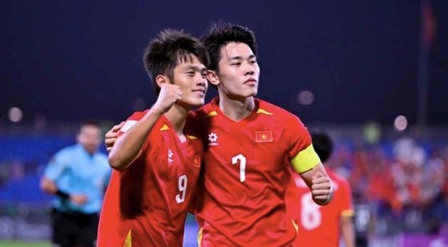 Dàn sao U23 Việt Nam phải nỗ lực để có suất ở CLB lẫn ĐTQG.