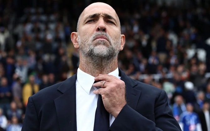 Tân HLV Igor Tudor trong buổi tập đầu tiên cùng Tottenham.