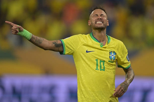 Neymar chưa từng cùng tuyển Brazil vô địch World Cup hay Copa America.