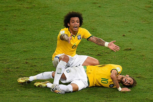 Chấn thương của Neymar cũng đã tước đi giấc mơ World Cup 2014 của tuyển Brazil.