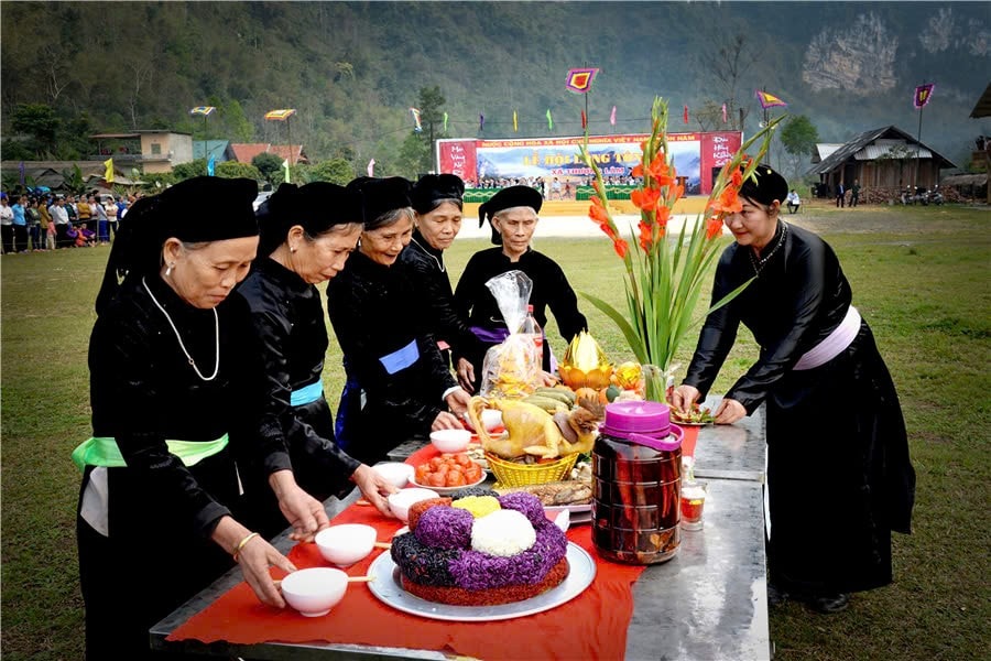 Tuyên Quang: Lễ hội Lồng Tông, Ngày hội Văn hóa các dân tộc xã Lâm Bình Xuân Bính Ngọ diễn ra ngày 27 và 28/2