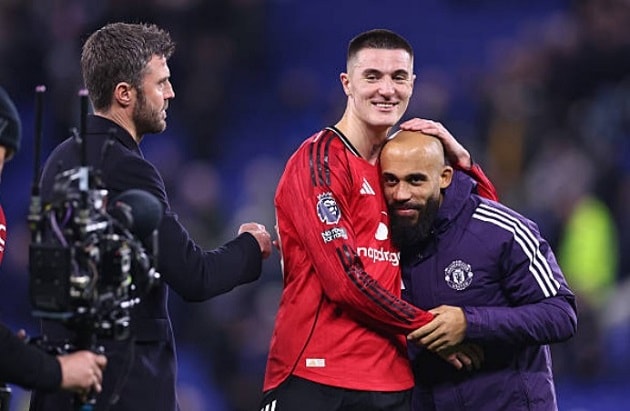 Các tân binh của MU đang chơi tốt.