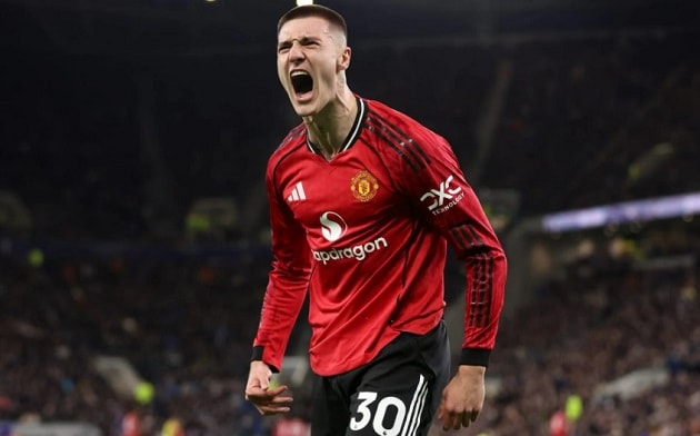 Sesko trở thành siêu dự bị của Carrick.