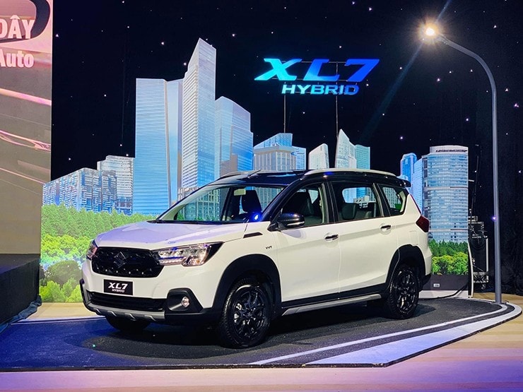 Thông số kỹ thuật xe Suzuki XL7 Hybrid 2026 được đánh giá cao về tính thực dụng