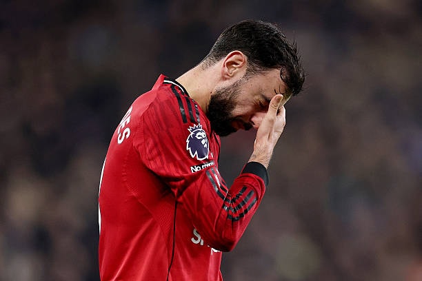 Bruno Fernandes bế tắc trước Everton Bruno Fernandes có một trận đấu đáng quên.