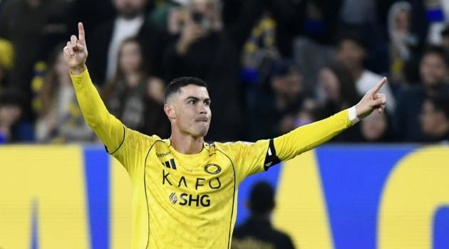 Sẽ rất thú vị nếu Ronaldo đến Chelsea.