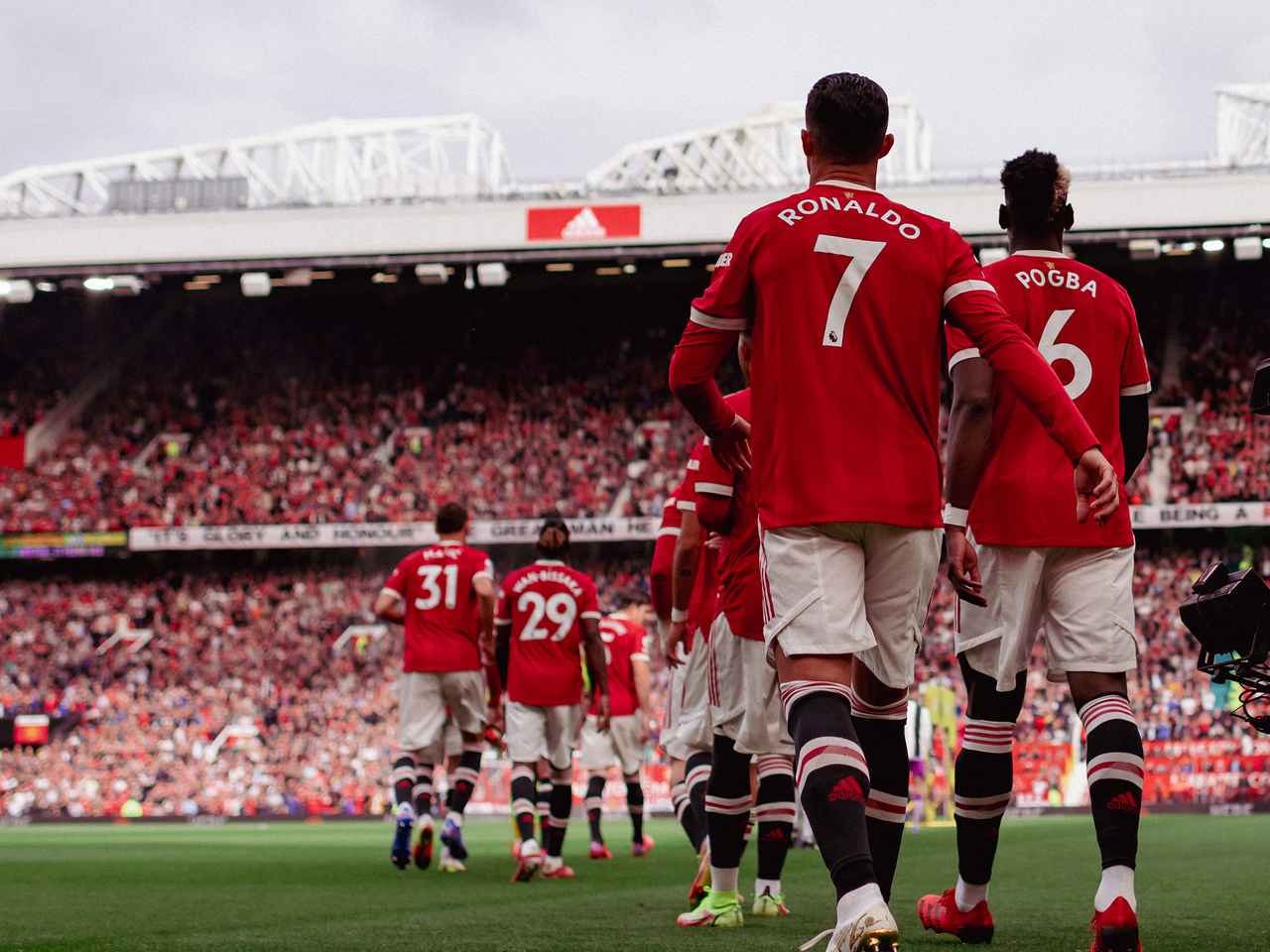 Khi số 7 trở về giữa biển người.