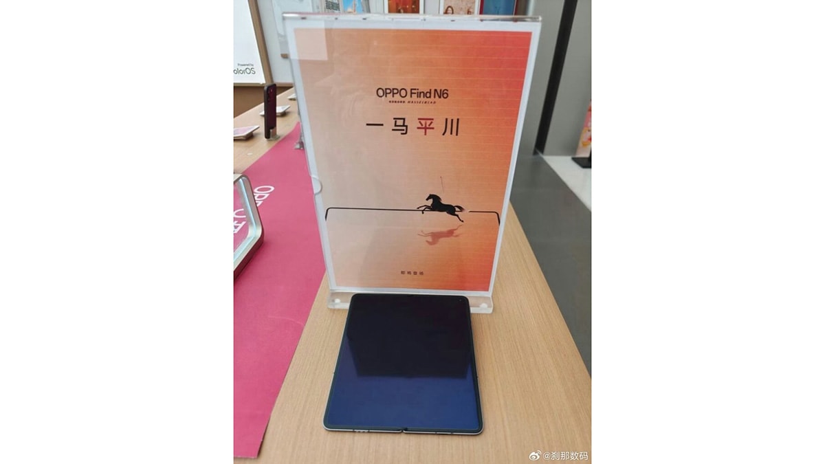 Ảnh thực tế OPPO Find N6 với màn hình phẳng