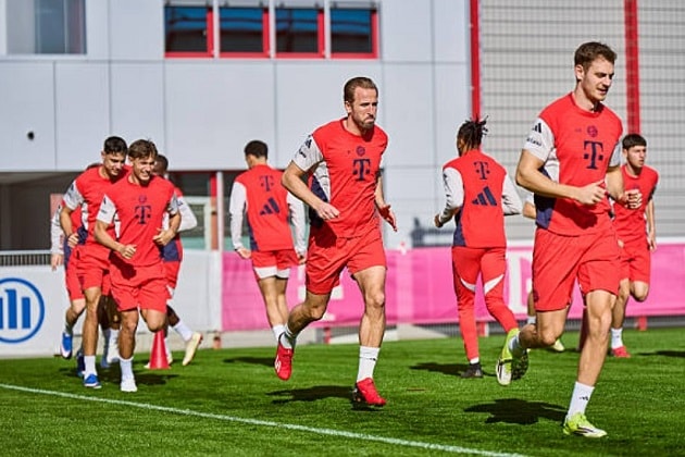 Bayern Munich hướng tới việc thiết lập khoảng cách an toàn với nhóm bám đuổi.