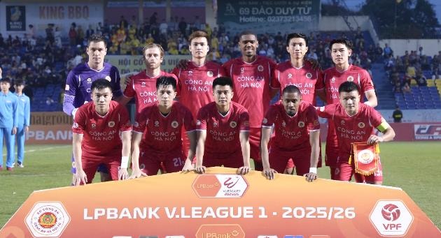 CAHN rộng đường vô địch V.League 2025/26.