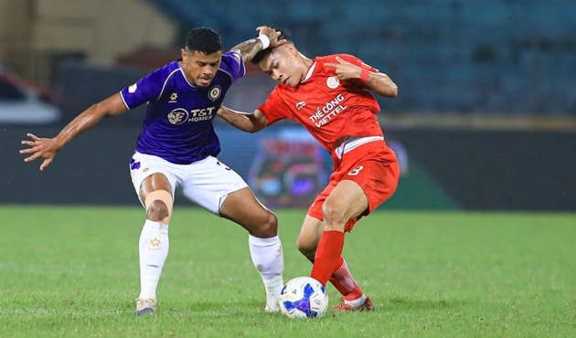 Thẻ đỏ dành cho Daniel Passira bên phía Hà Nội FC