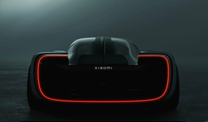 Khoang lái tập trung vào người điều khiển với vô lăng hình cánh bướm