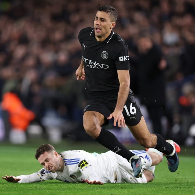Rodri (7,5/10): Đẳng cấp của Rodri đã lên tiếng đúng lúc để lấy lại thế trận cho Man City.