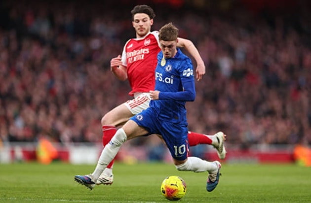 Cole Palmer mờ nhạt trước hệ thống phòng ngự của Arsenal