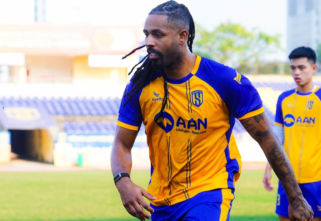 Manuel Santos là cái tên đáng chú ý bên phía SLNA.