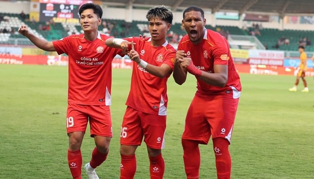 Khoa Ngô ghi bàn thắng duy nhất cho Công An TP. Hồ Chí Minh.