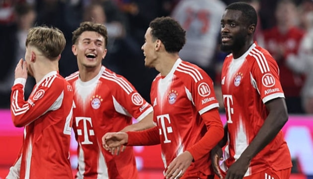 Bayern đại thắng.