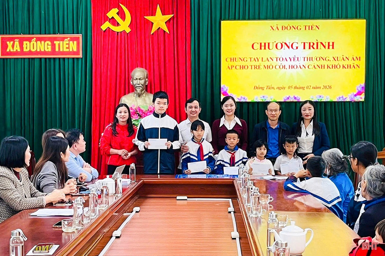 Chỉ trong 2 tháng đầu năm 2026, Hội LHPN xã Đồng Tiến đã vận động đỡ đầu 18 trẻ mồ côi có hoàn cảnh khó khăn trên địa bàn. bqbht_br_b1.jpg