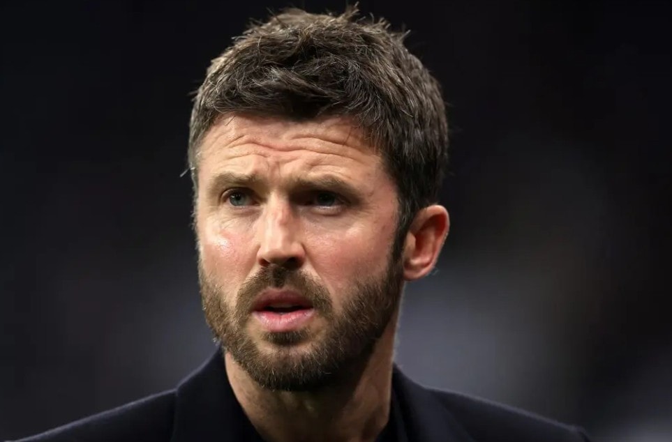 Carrick cần một hậu vệ trái đẳng cấp.