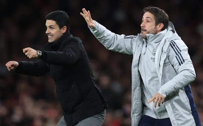 Nicolas Jover từng tu nghiệp ở Midtjylland.