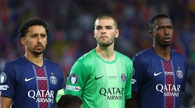 Các cầu thủ phòng ngự PSG bộc lộ nhiều sai sót trong trận đấu với Monaco.