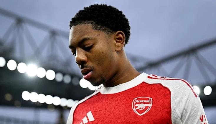 Tài năng trẻ Myles Lewis-Skelly