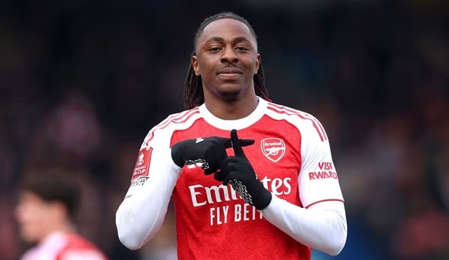 Eze ghi bàn thắng thứ hai tuyệt đẹp cho Arsenal