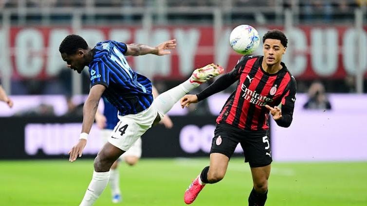 Trận đấu cân tài cân sức giữa AC Milan và Inter Milan tại vòng 28 Serie A.