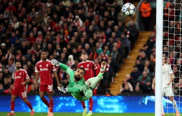 Mamardashvili sẽ đối mặt với áp lực rất lớn tại Istanbul.