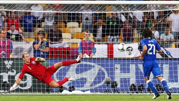 Andrea Pirlo đánh bại Joe Hart bằng cú Panenka đẳng cấp tại EURO 2012.