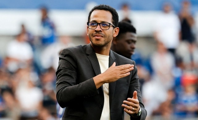 Rosenior được kỳ vọng giúp Chelsea đánh bại PSG.