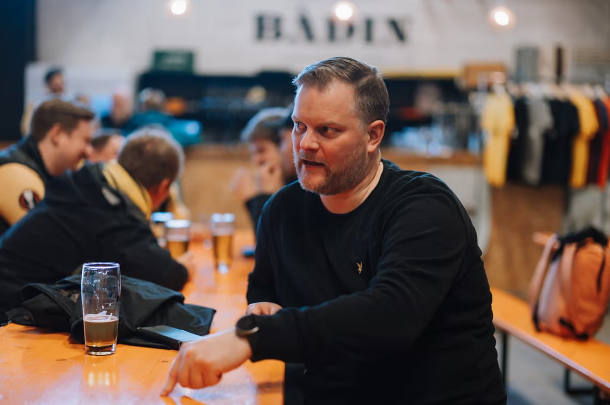 Magnus Vindenes, thành viên nhóm CĐV J-Feltet. Ảnh: The Guardian.