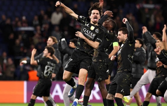 PSG vùi dập Chelsea trên sân nhà.