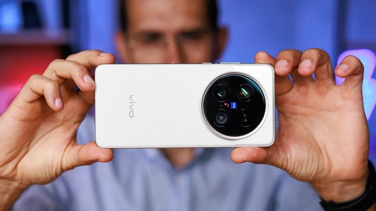 vivo X300 Ultra sẽ đối thủ đáng gờm trong phân khúc smartphone siêu cao cấp trong thời gian tới