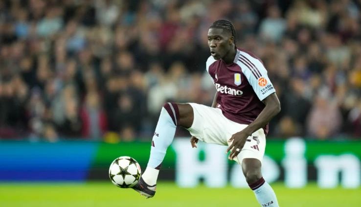 Tiền vệ Amadou Onana sở hữu những chỉ số tranh chấp ấn tượng nhất tại giải Ngoại hạng Anh hiện nay.