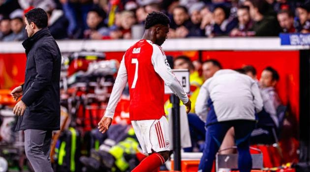 Bukayo Saka đang trải qua giai đoạn khó khăn nhất về phong độ kể từ khi lên đội một Arsenal.