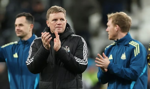 HLV Eddie Howe tin tưởng vào lộ trình phát triển của cậu học trò người Đức.