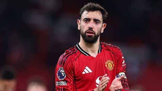 Bruno Fernandes vẫn chưa chắc chắn tương lai gắn bó với Man United.