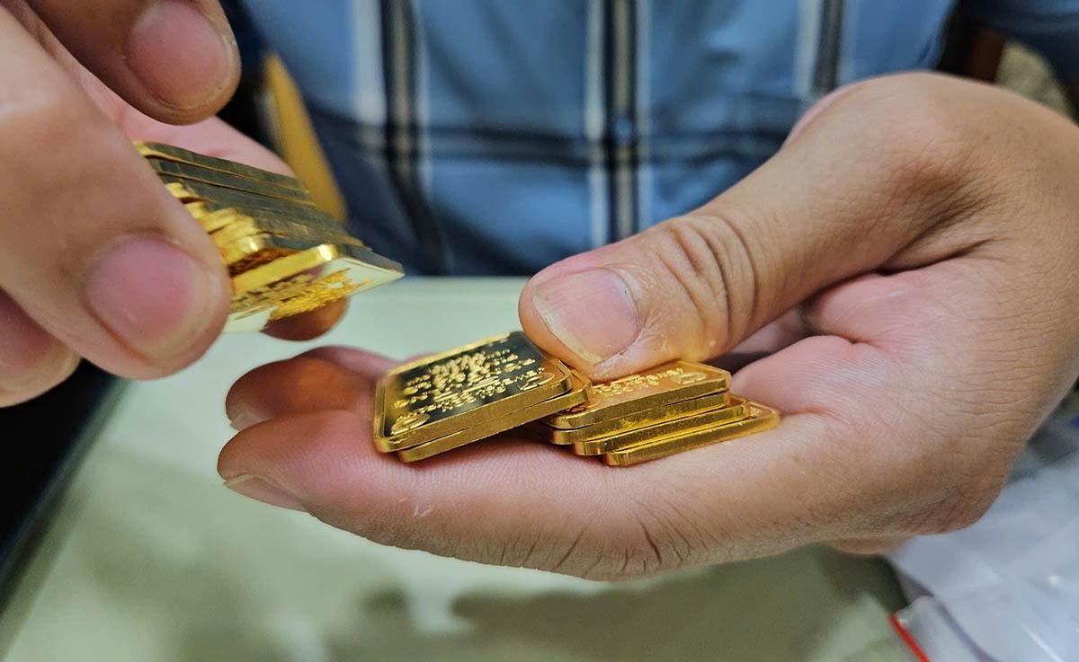 Giá vàng hôm nay 16/3/2026: Giá vàng SJC, nhẫn 9999, vàng thế giới