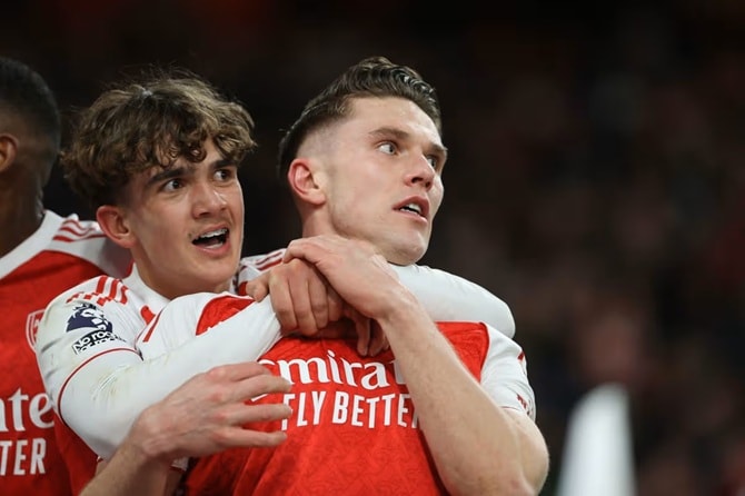 Viktor Gyokeres ghi bàn mở tỷ số cho Arsenal