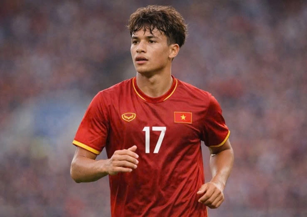 Antonio Moric trong màu áo tuyển trẻ Việt Nam.