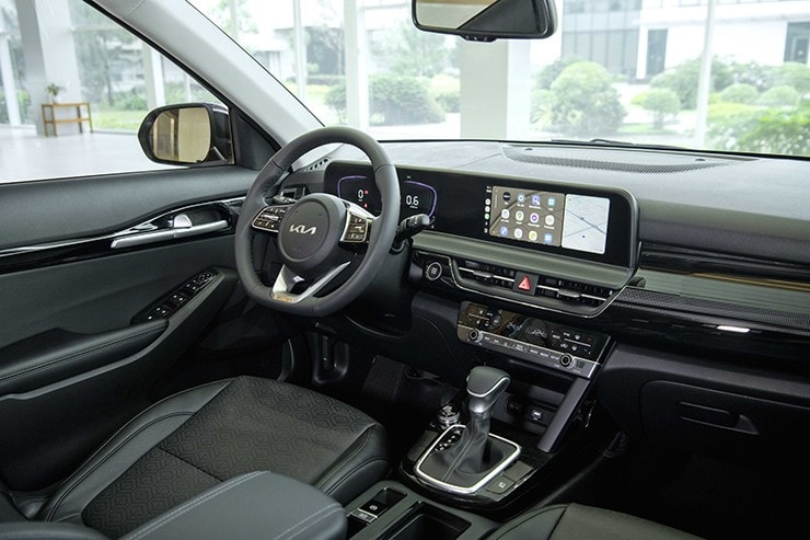Khoang lái hiện đại trên KIA Seltos 2026