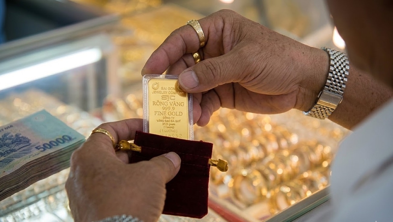 Cập nhật giá vàng chiều nay 18/3: SJC PNJ BTMC giữ giá 183 triệu