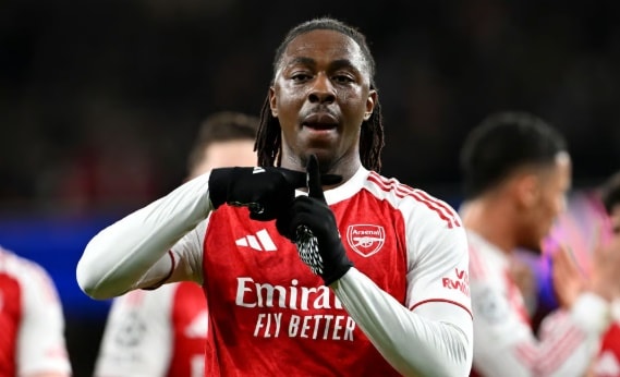 Pháo thủ thể hiện được sự bản lĩnh của mình.