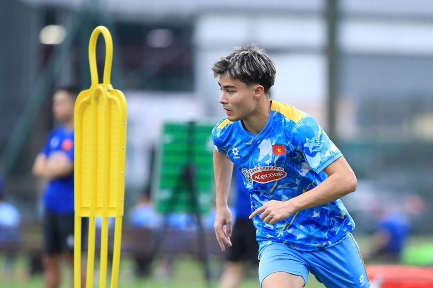 Moric đang dần làm quen với môi trường bóng đá Việt.