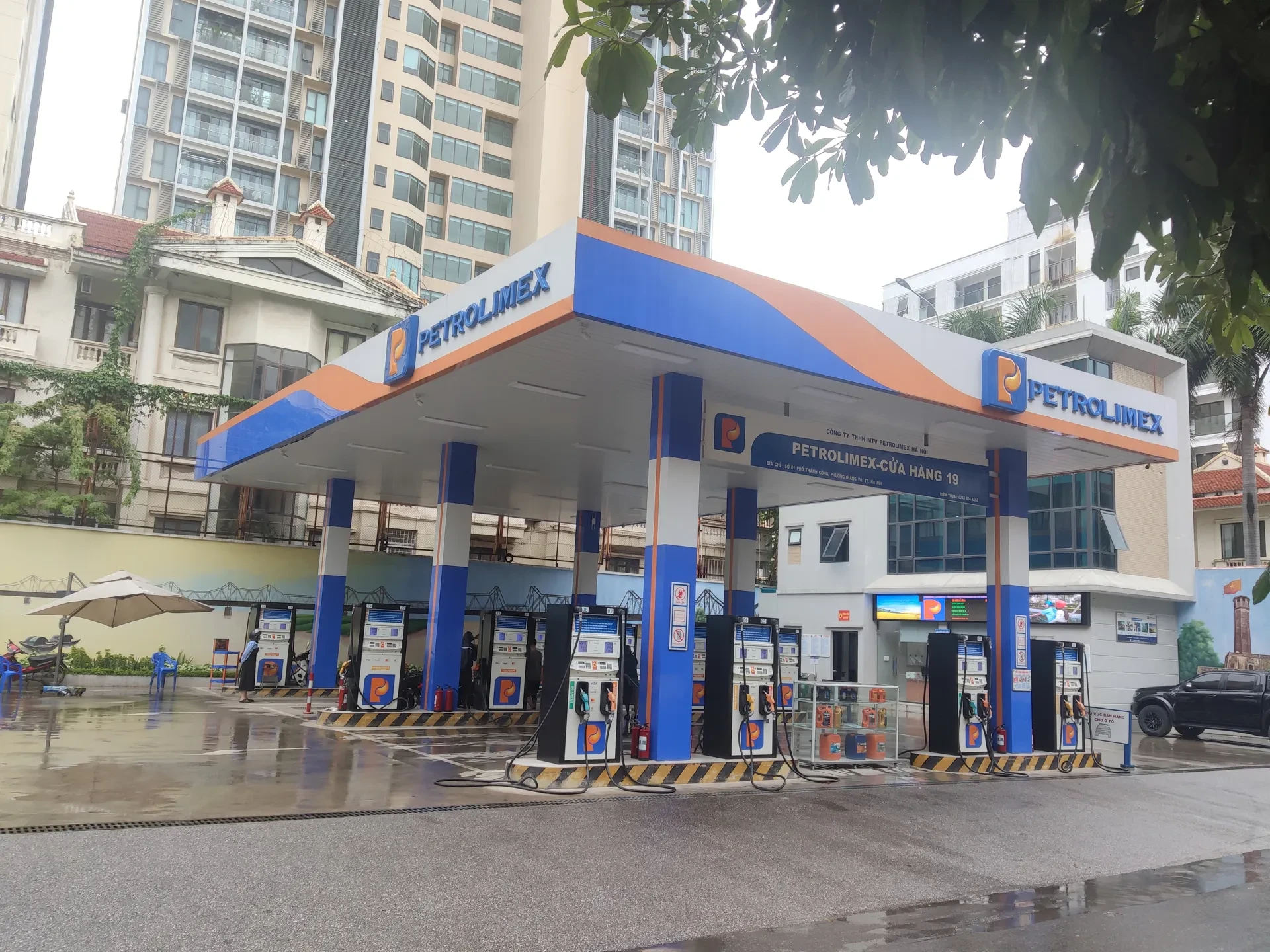 Giá xăng dầu hôm nay 21/3/2026: Dầu Brent 110,27 USD/thùng, xăng RON95 ở mức 30.690 đồng