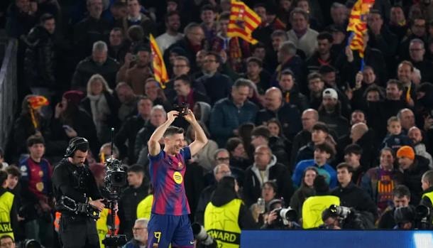 Robert Lewandowski là 'sát thủ' thượng hạng.