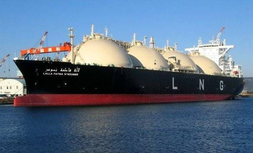 Hoạt động xuất khẩu LNG tại cảng của Algeria